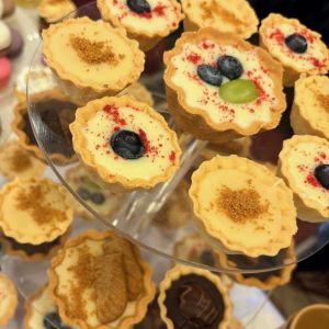 Tartaletka slaný karamel / ovocná / čokoládová